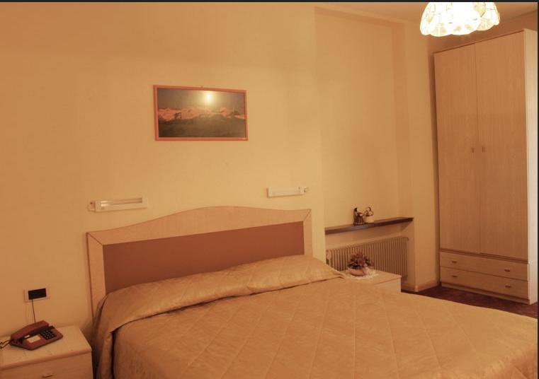 Hotel Venezia Рокка-Пьеторе Номер фото